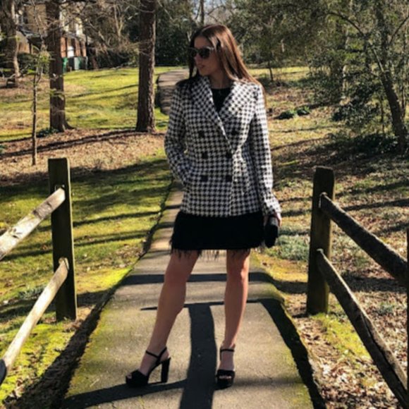 ๐น๐น MEET THE POSHERS ๐น๐น - Picture 7 of 11